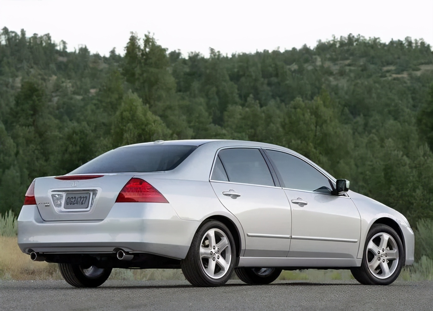 十代雅阁哪代最经典,十代雅阁什么版本最划算