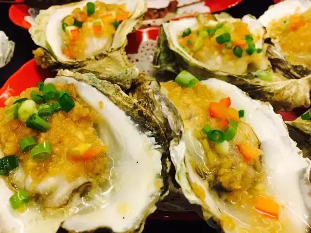 烤生蚝酱料怎么调更好吃,烧烤老板烤生蚝密制酱料秘方