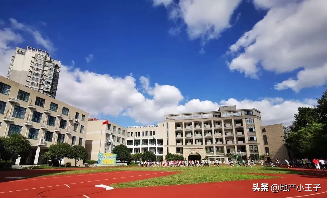 一夜之间涨价700万的学区房,一夜涨了700万学区房
