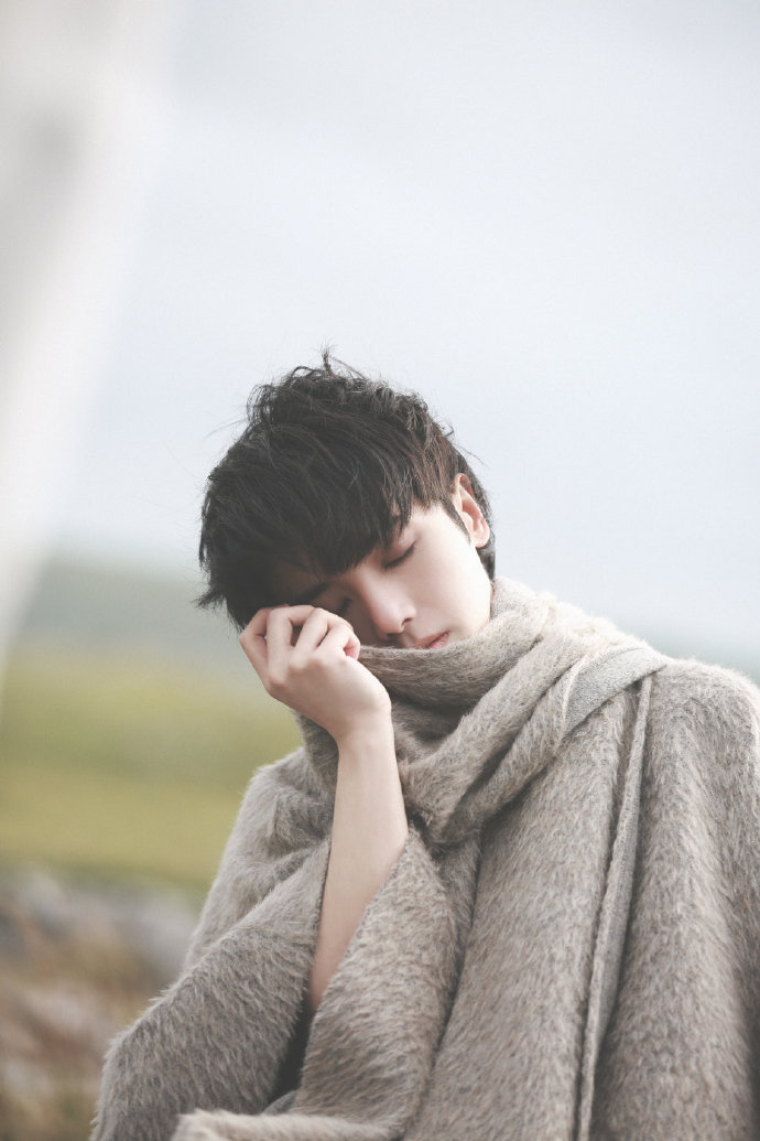 吴彤为啥选宋亚轩去王牌,宋亚轩被华晨宇粉丝撞了