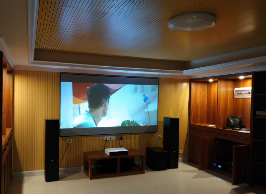 超清巨幕电视,超大屏8k超清电视