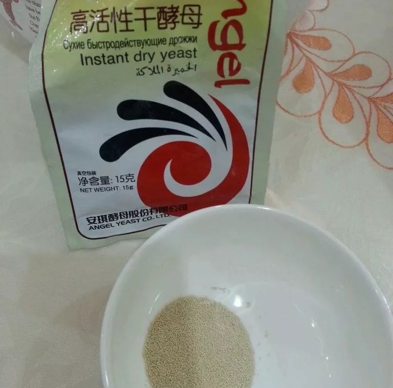 1个洋葱丢盆里,花朵砰砰开,一下能变2个头,省钱了!