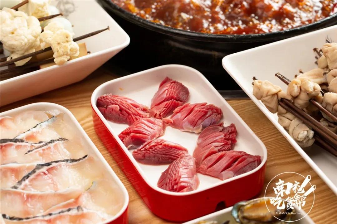 南充人民的心头好「食山乡」,月销10W+根签签?