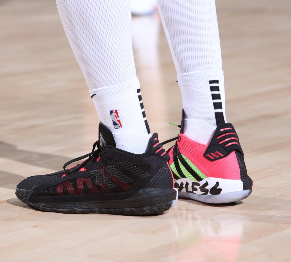 阿迪重回巅峰,阿迪终于实现了自我救赎