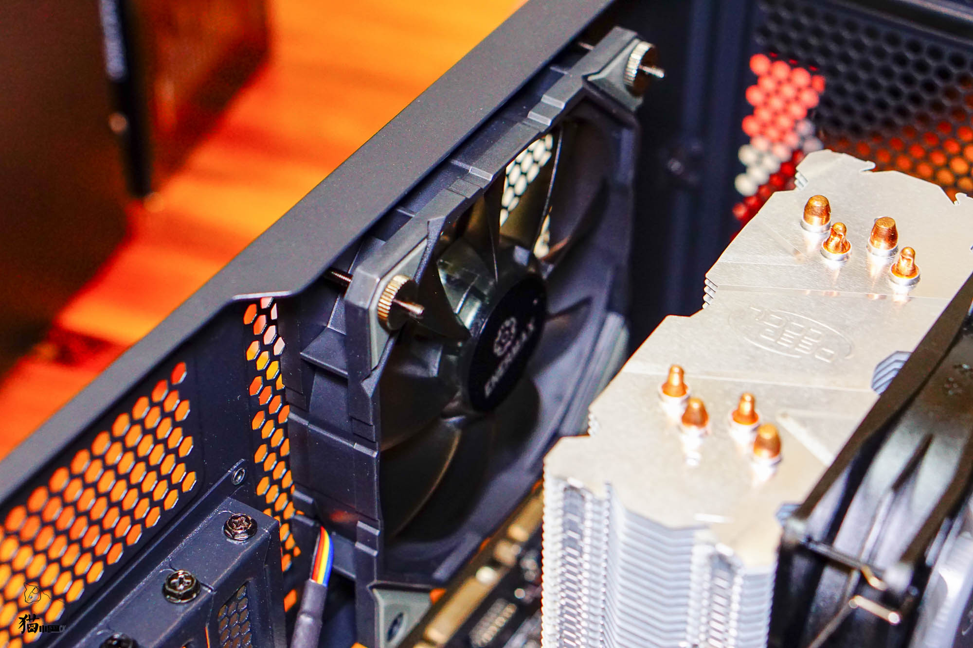 双风扇双热管散热是抽风还是送风,垂直风道散热如何