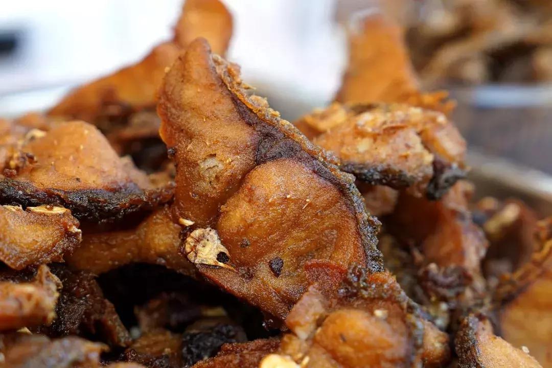 年味｜带上小拖车跟我走！这里买年货实惠好吃