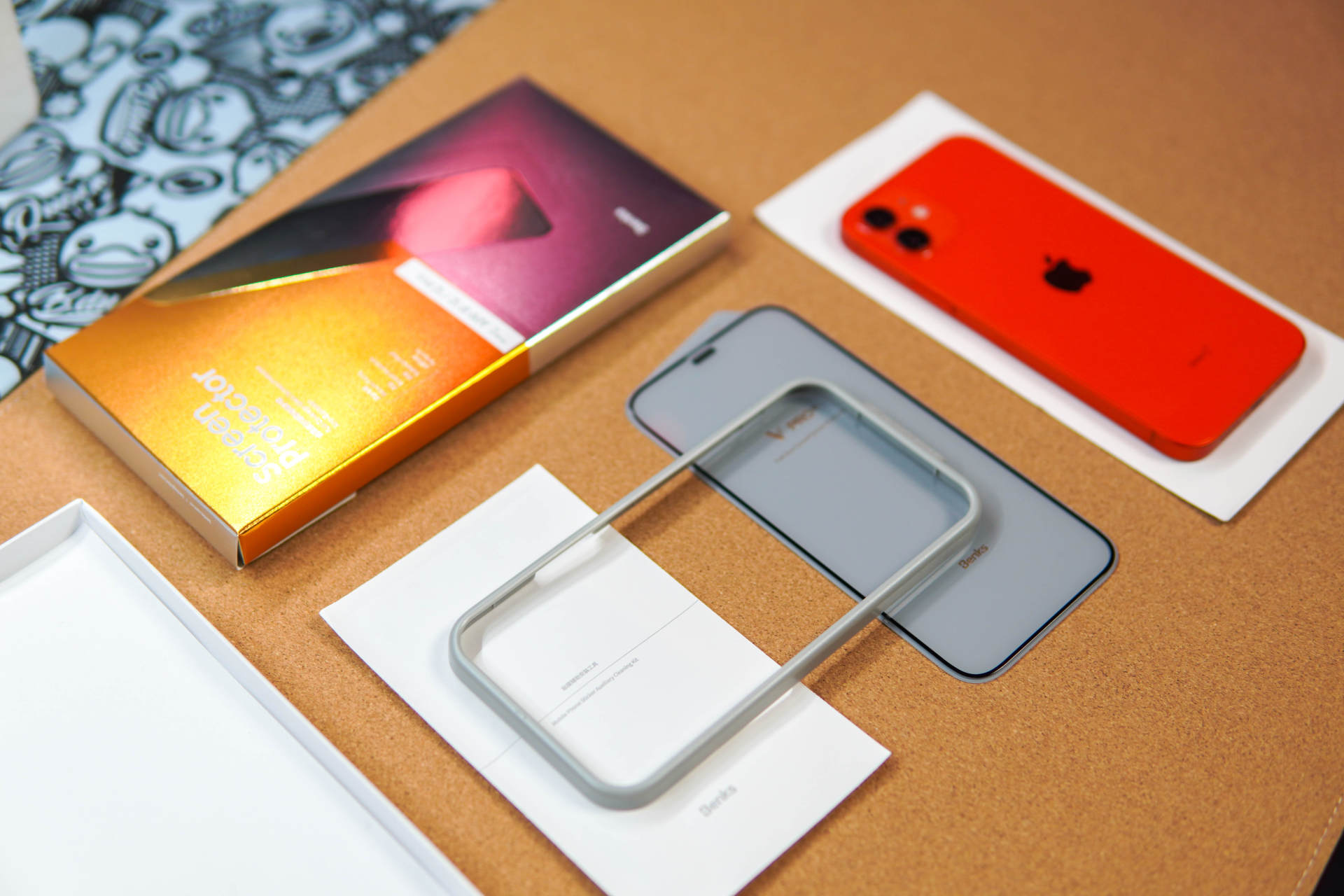 iphone12硅胶壳和皮革哪个好,iphone12promax钢化膜