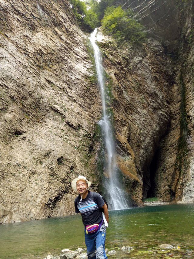 西漂湾瀑布群,建始西漂湾瀑布群