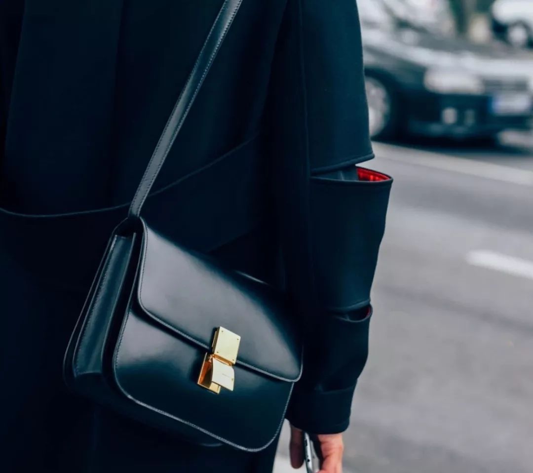 怎么耍牌才叫帅,怎么耍大牌教学