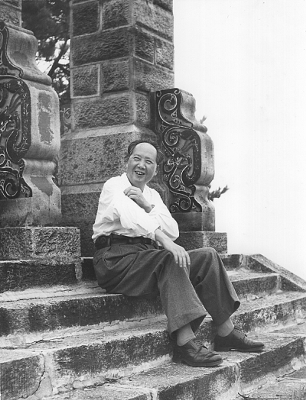 51年，王鹤滨回家探亲，归来后，毛主席为何对他说：你到农村去