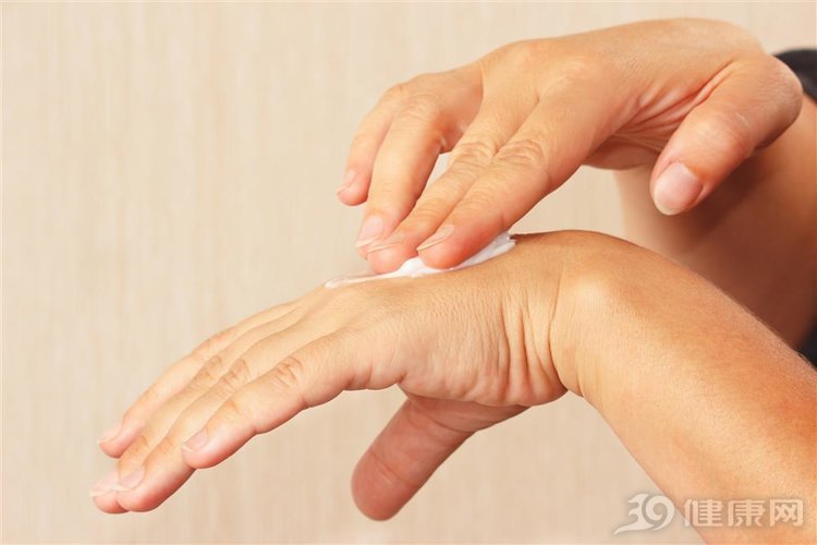 湿疹真的是湿气太重了吗,湿疹是不是身体湿气太重了