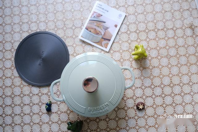 最实用的铸铁珐琅锅应该是多大,北鼎珐琅铸铁锅