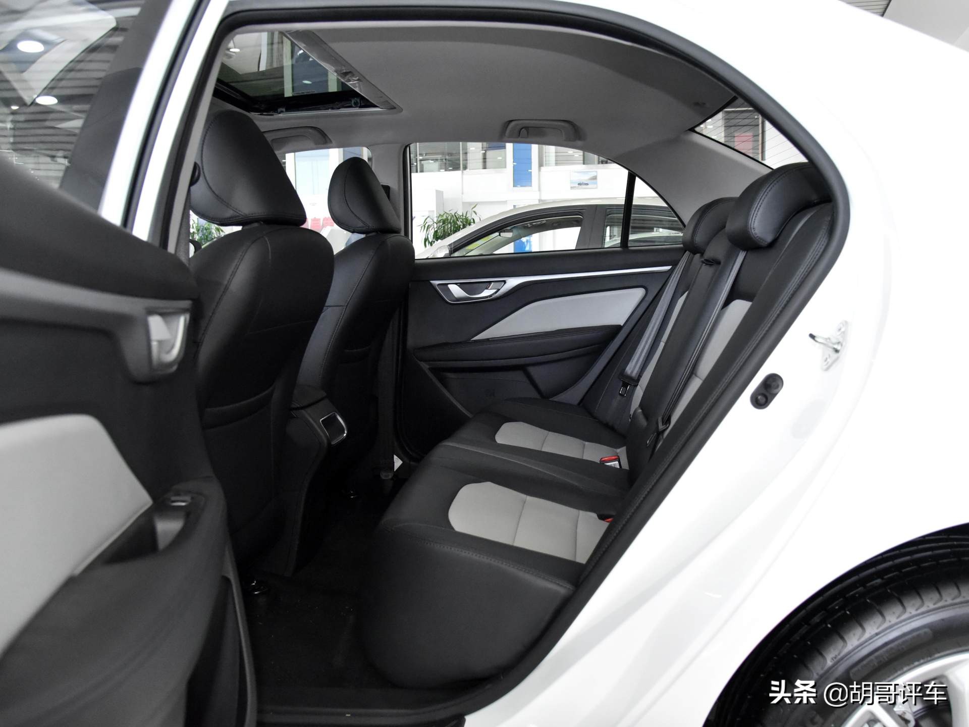 家用性价比好车,家用性价比高省油的车有哪些