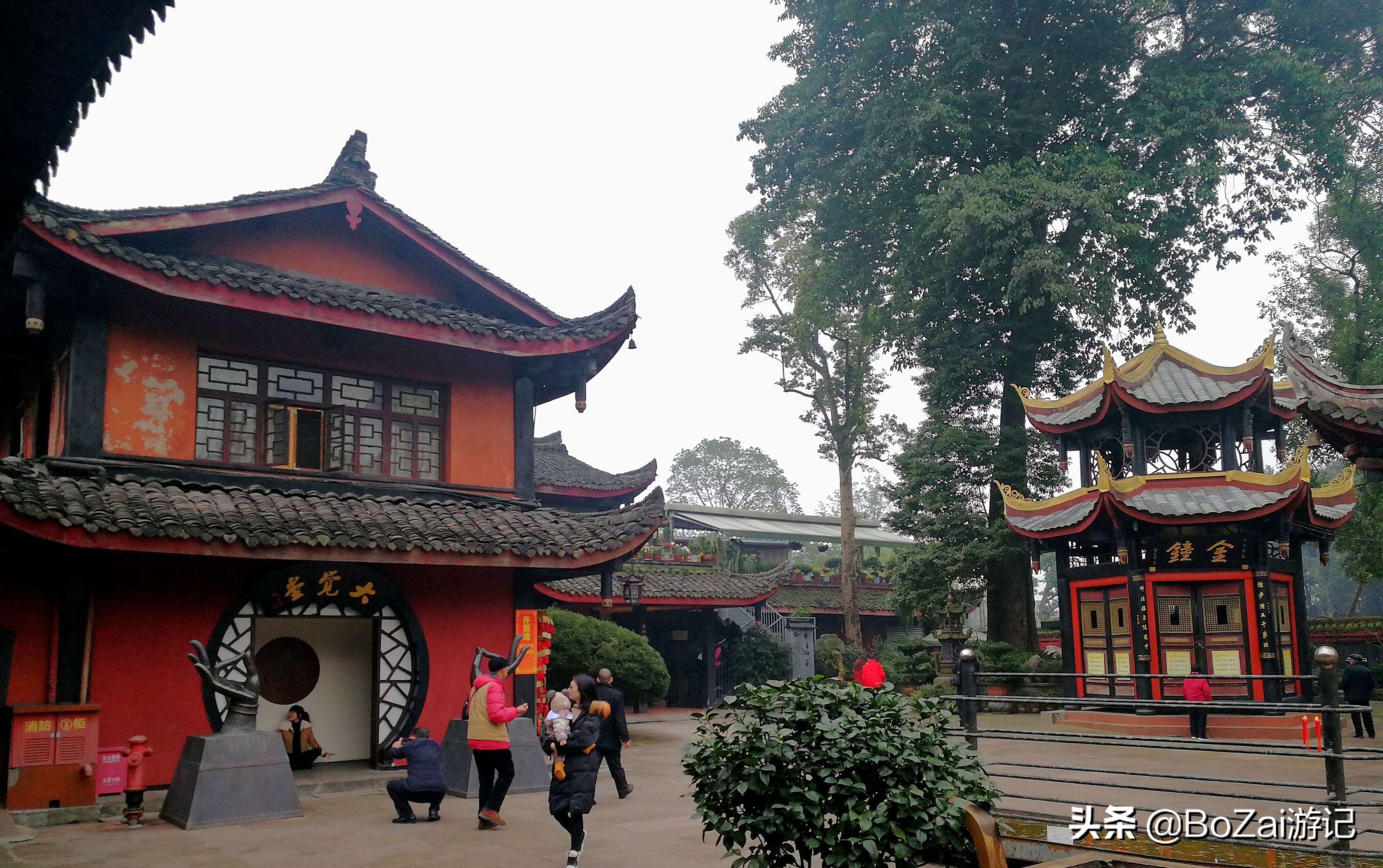 四川峨眉山景区怎么游玩最好,到峨眉山旅游哪家好玩点的多