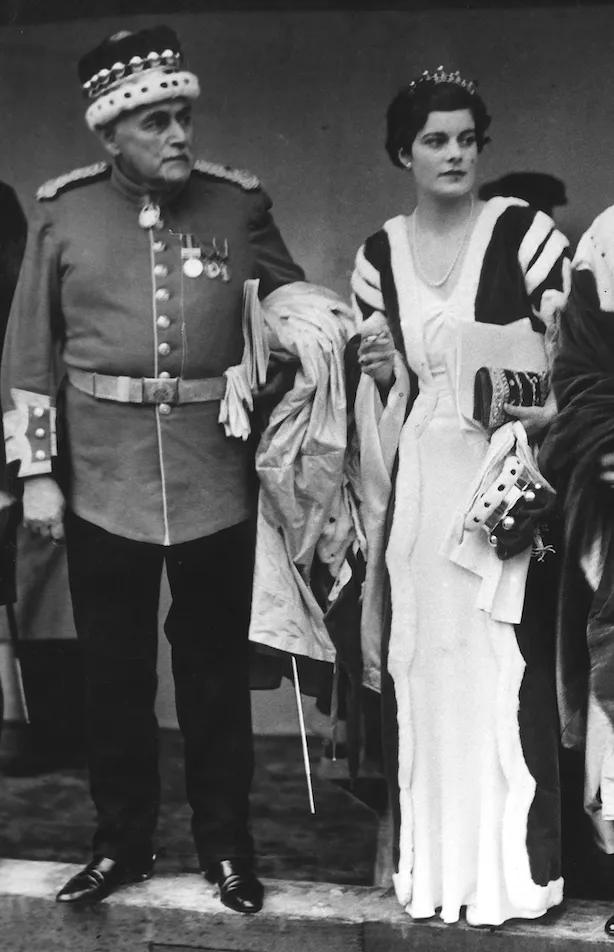 英国贵族最野的女人：大把人想写我的传记，可他们对性一窍不通