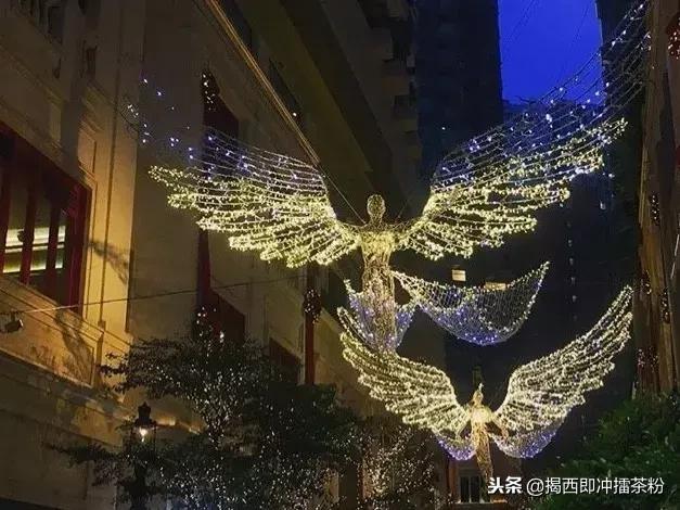 过分美丽!圣诞灯饰点亮香港:泰迪熊、比卡超、布丁狗陪你过圣诞