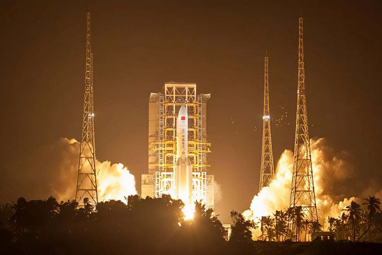 美国阿波罗登月计划登上月球了吗,嫦娥5号揭秘阿波罗登月之谜