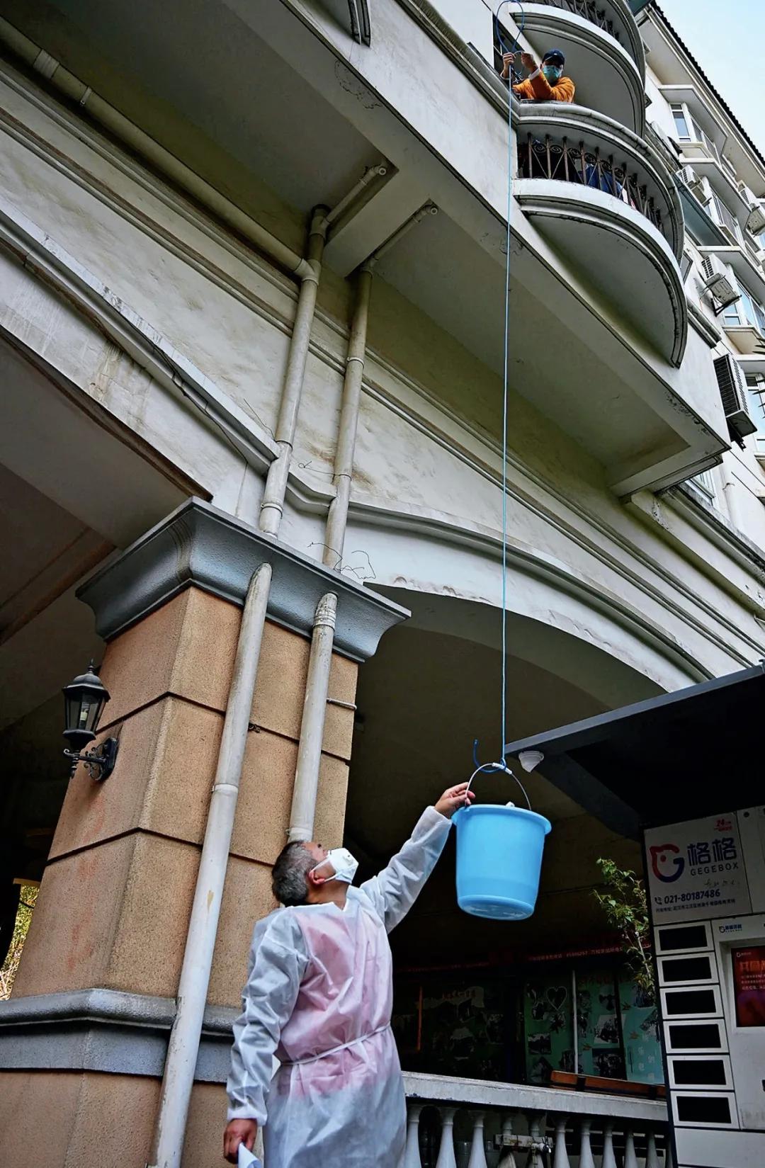 社区防疫发生打斗事迹,社区战疫一线