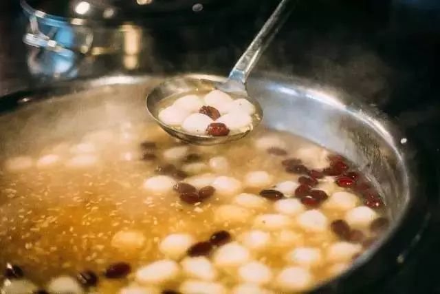 从早晨起来吃到晚上视频,合肥步行街早上吃啥