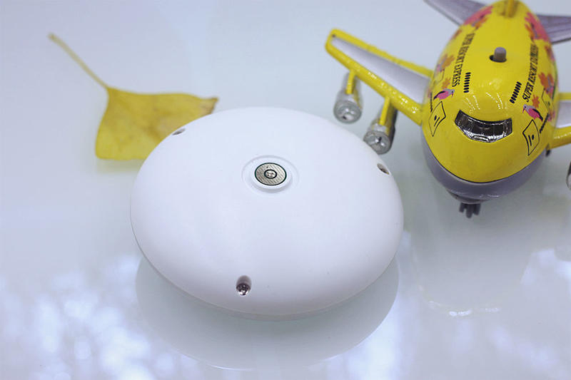 小夜灯充电就亮不充电就不亮,小夜灯充电正常就是不亮