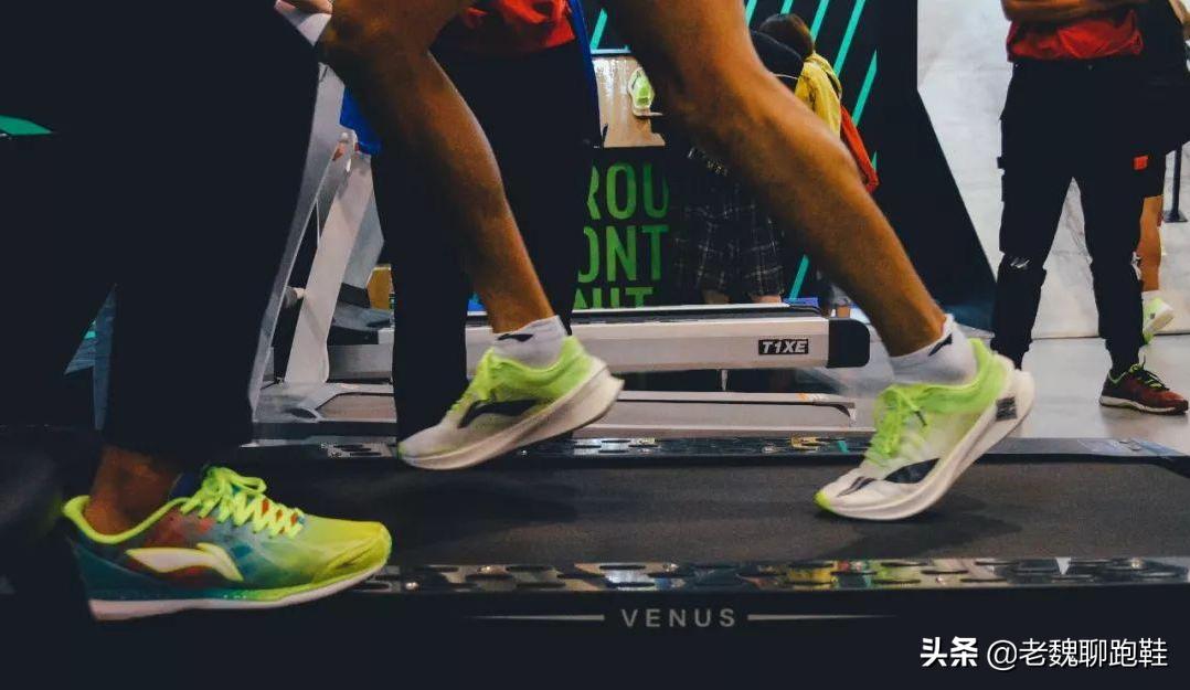 公认最好的国产跑鞋前十名,目前国产最强跑鞋是哪一双
