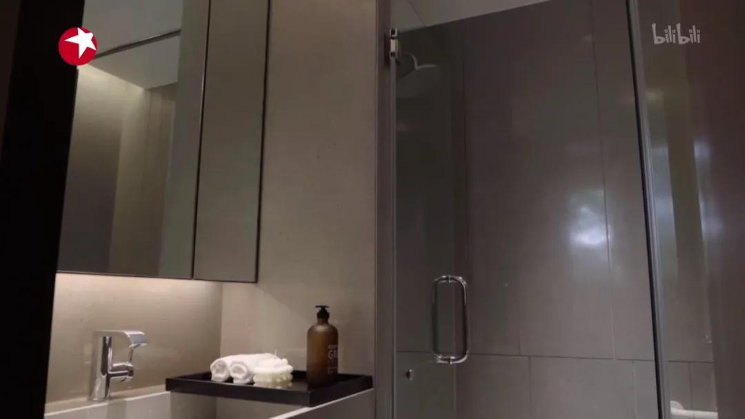 青岛一对夫妻双房出售,青岛100平两房变四房改造