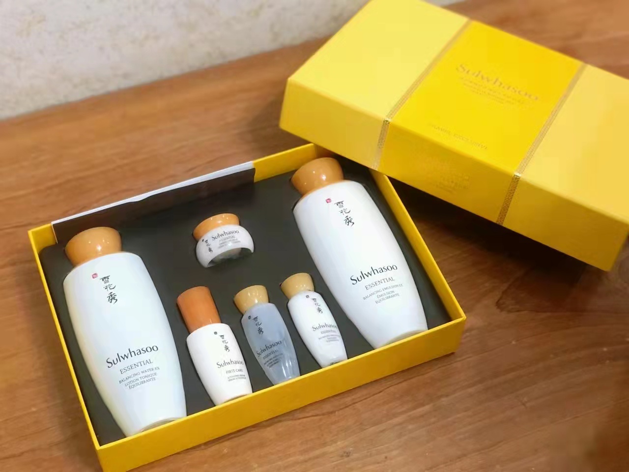 资生堂和雅诗兰黛抗老抗皱水乳,cpb水乳跟资生堂悦薇