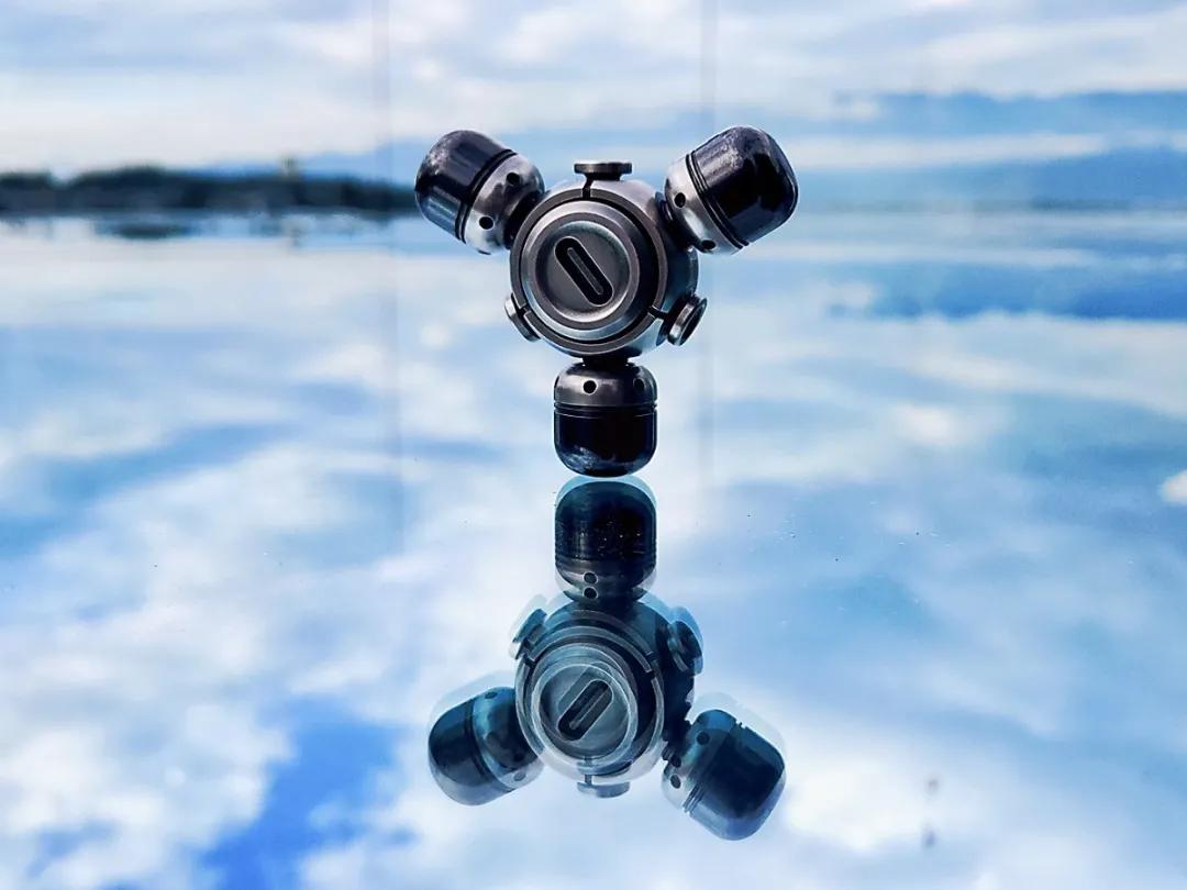 蒸汽朋克熔炉指尖陀螺,好玩又炫酷的指尖陀螺推荐