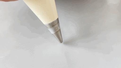 教人如何裱花视频讲解教程,蛋糕裱花必须知道的几种表现手法