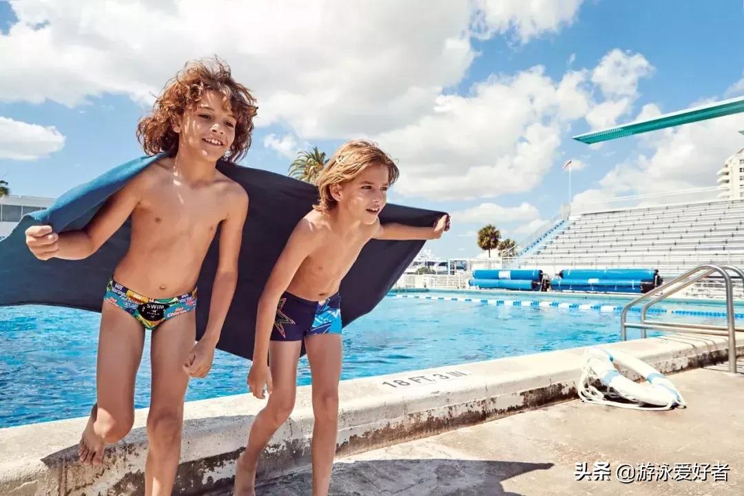 为什么喜欢游泳小学生,为什么爱游泳的女孩身材好