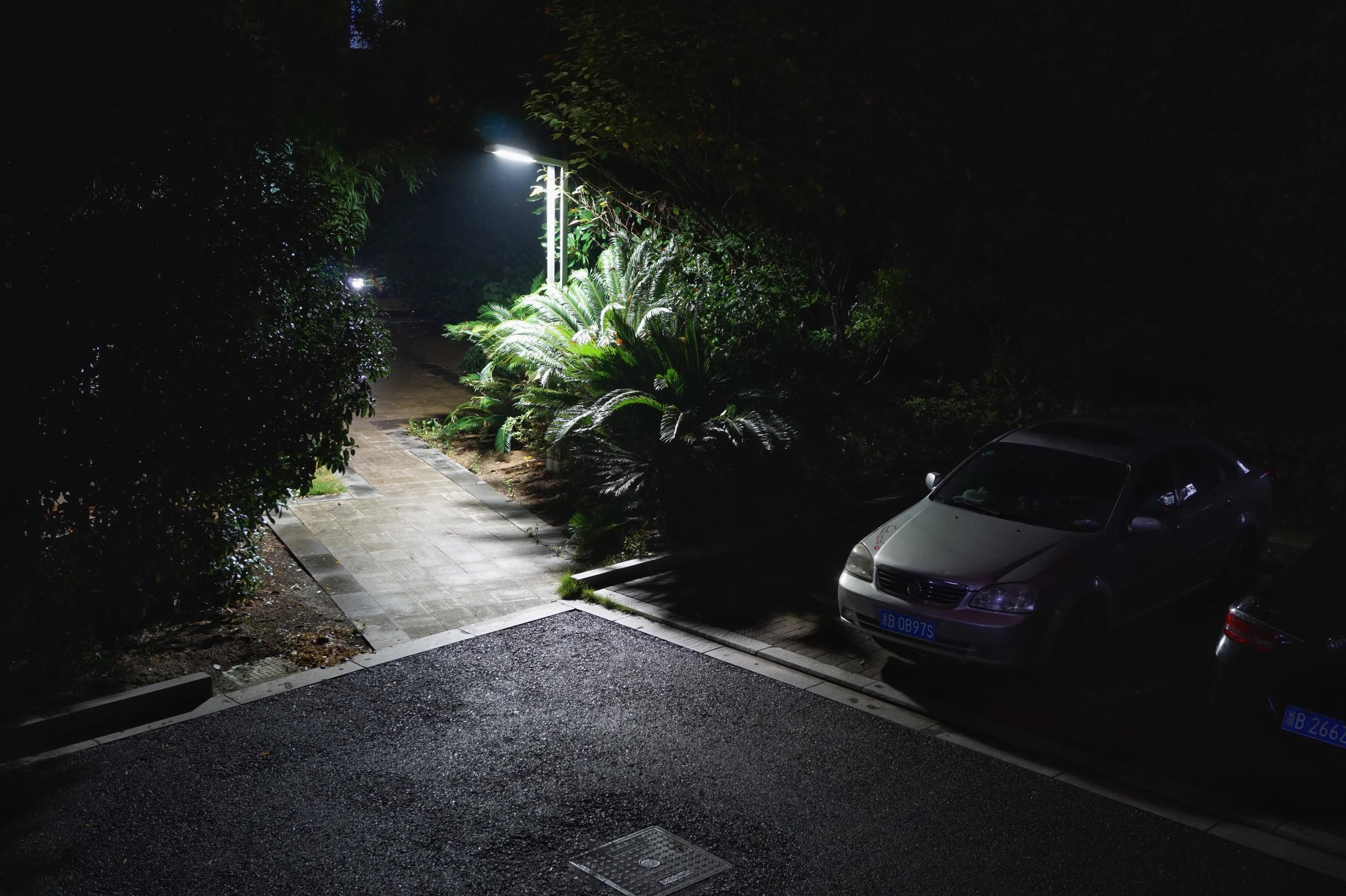 比QX100更强大的镜头微单QX1