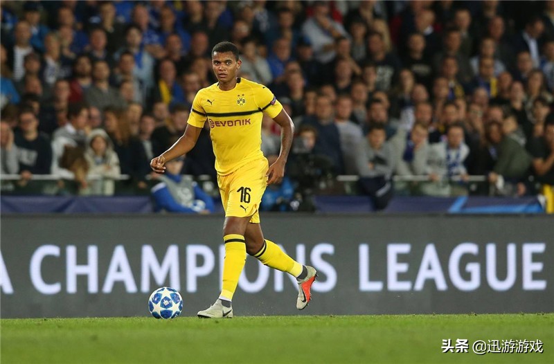 《实况足球》强力中后卫阿坎吉,多特蒙德的防守核心
