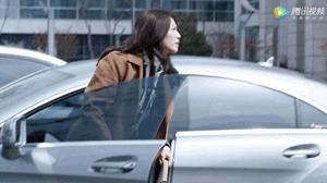 《都挺好》里，苏明玉至少穿得“都挺好”！