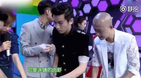 好惨！这两个人又被对号入座了……