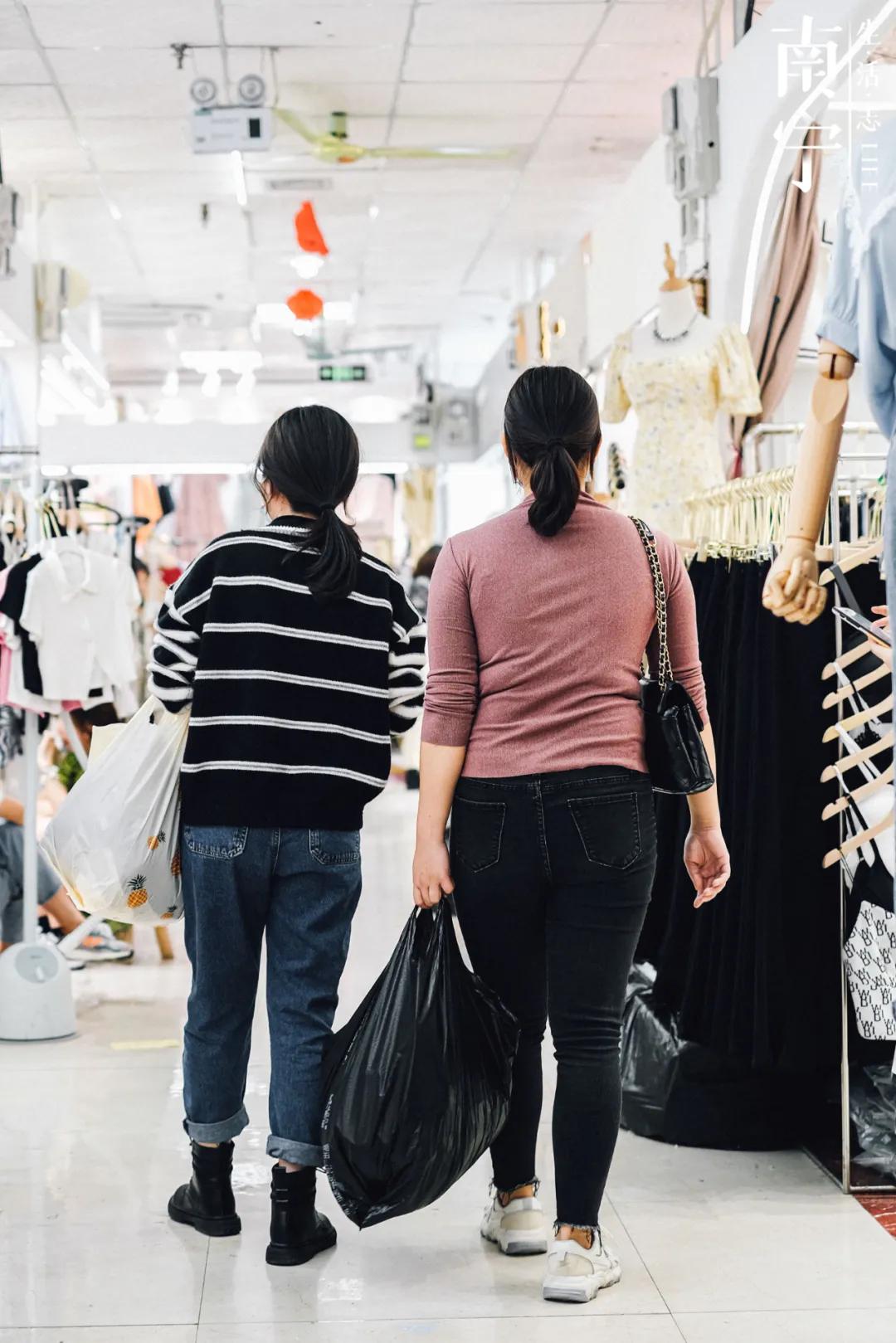 曾创出上亿流水，一个档口就能买宝马730，南宁这地方如今已没落