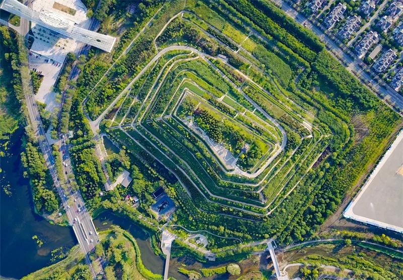 毕业旅行适合去的地方视频,毕业之旅去哪儿玩最好