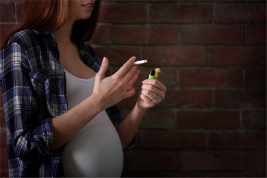 孕妇做四维彩超可以查出宝宝什么,孕妇四维彩超胎儿最佳状态