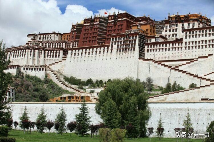 去西藏领略雄伟的布达拉宫,走进西藏神秘的宫殿布达拉宫