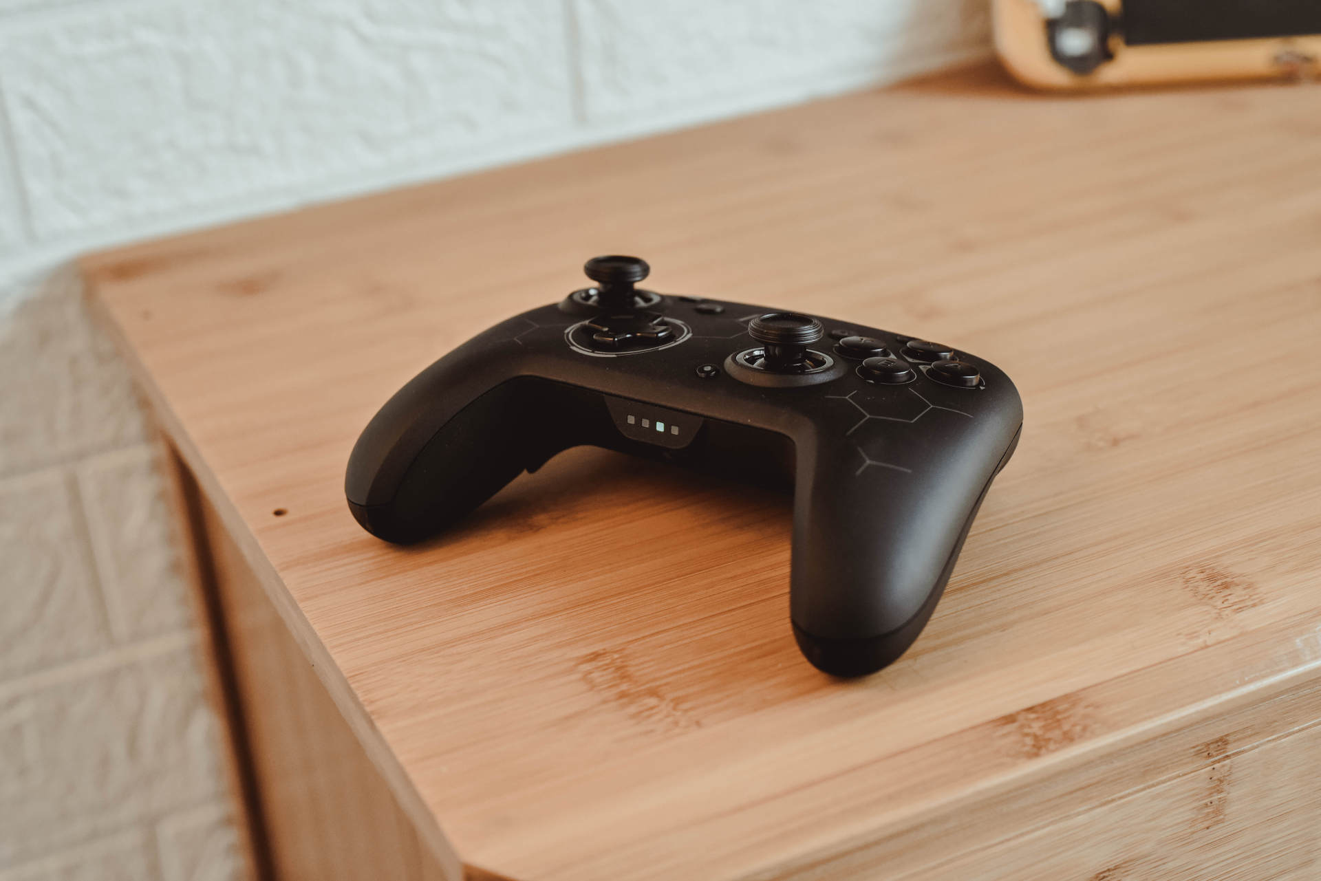 从新手到物理开挂，宏录制+6轴陀螺仪，BIGBIGWON游戏手柄体验