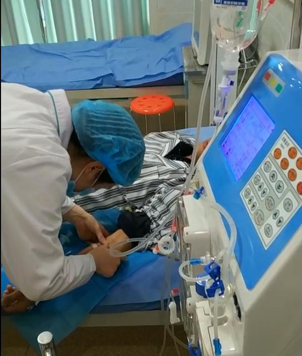 类风湿患者做血液过滤好吗,类风湿病人做透析治疗有用吗