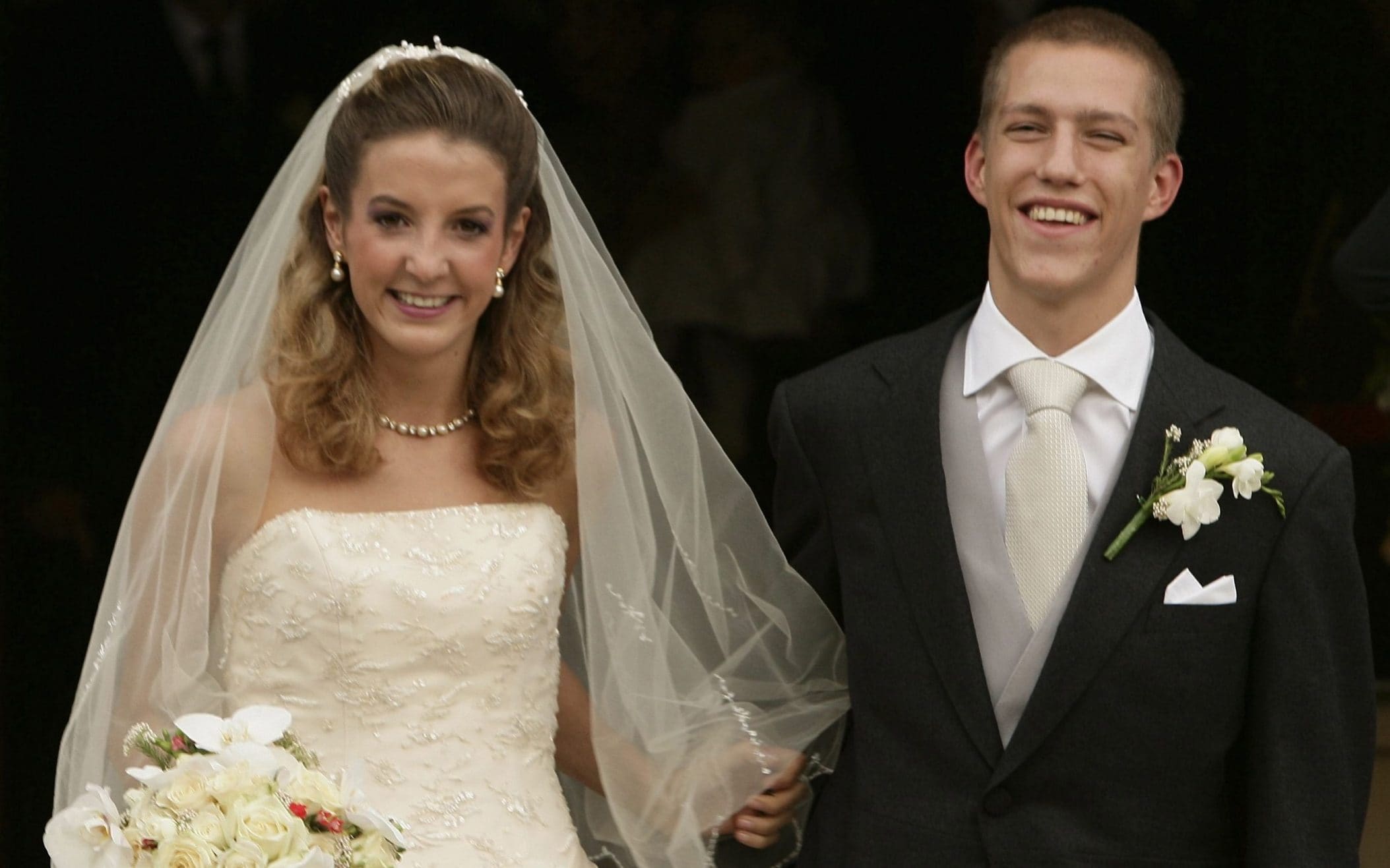 20岁获王子倾心,32岁被扫地出门,36岁时灰姑娘迎来第二春