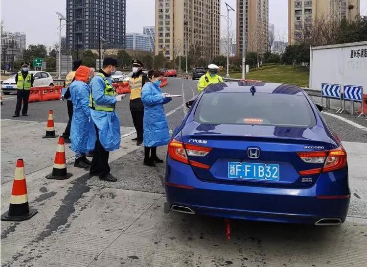 战疫七十二变出版,战疫时刻看中国