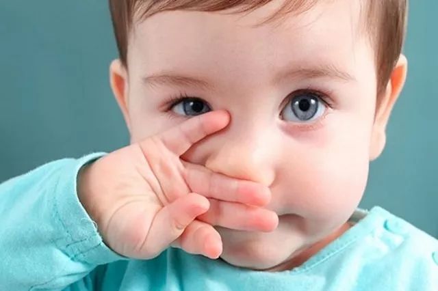 孩子感冒鼻塞怎么能快速缓解,宝宝感冒鼻塞憋醒最快的解决方法