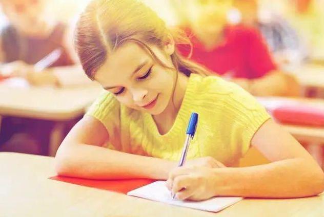 孩子左撇子要怎样给老师提建议,孩子左撇子要怎么纠正