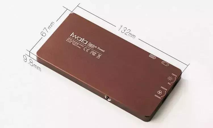 这款小LED灯火了！为何它是摄影师的最爱？