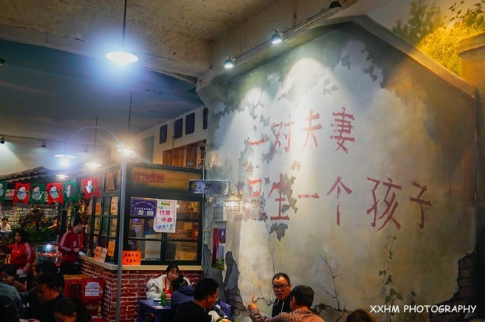 成都本地人去的最好吃的美食,中国姑娘吃成都美食