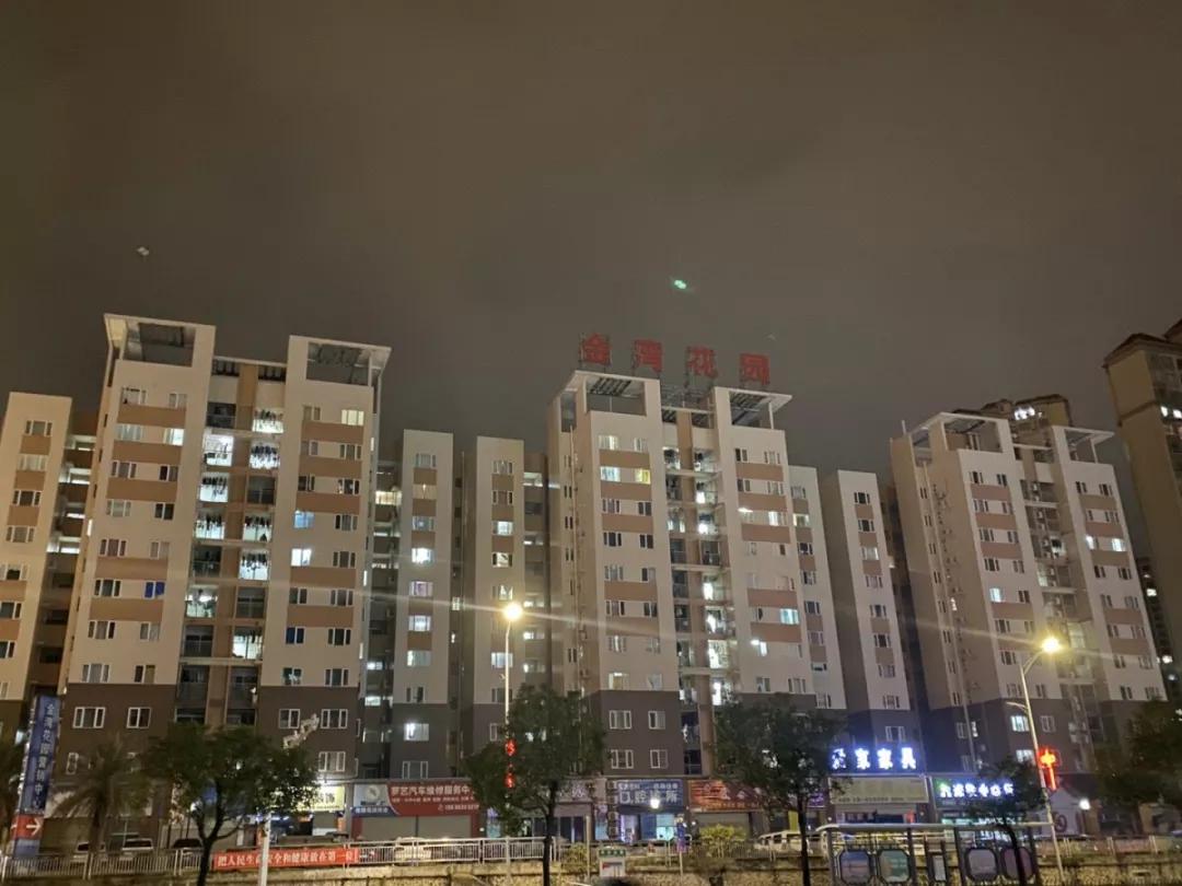 大亚湾夜景真实视频,大亚湾鬼城亮灯率