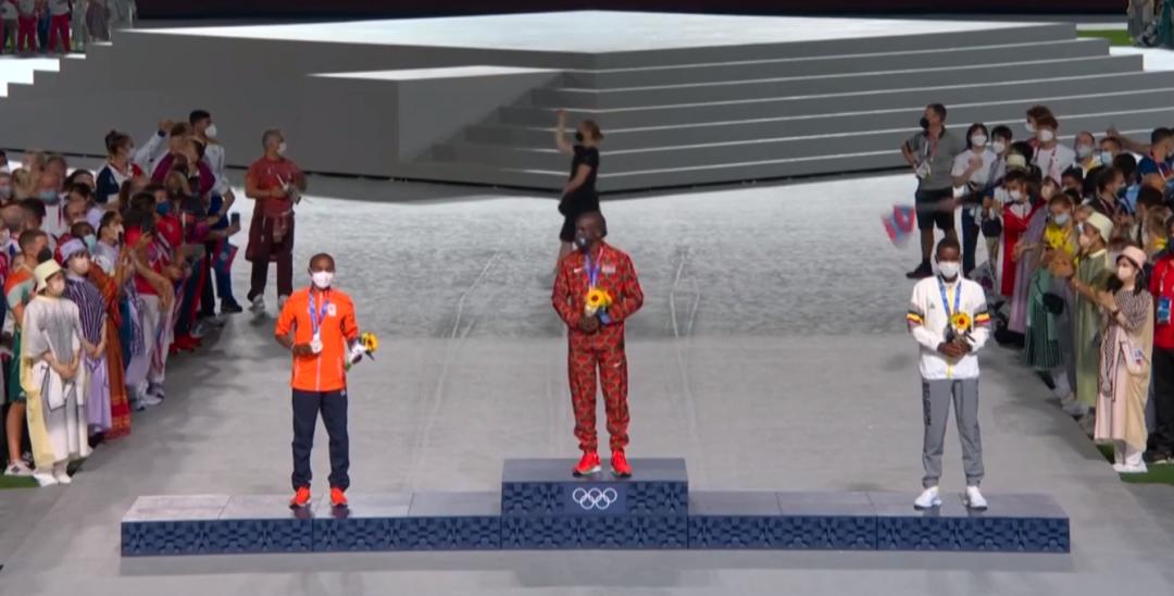 看日本东京奥运会开幕式,日本人看待东京奥运会闭幕式