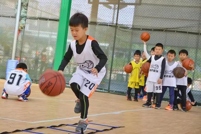 身高给男生带来的挫败感,男性身高话题