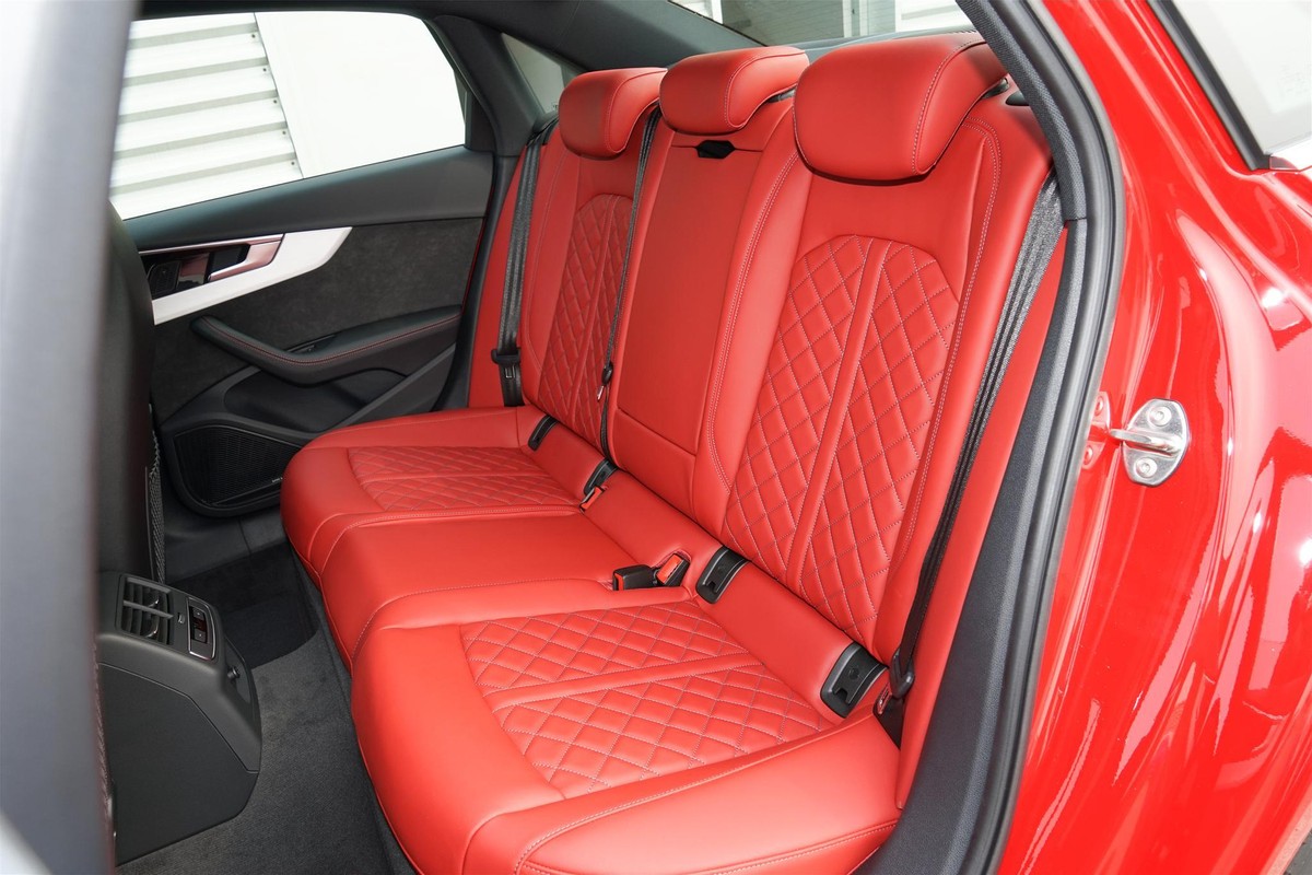 奥迪终于出新款了,奥迪全新一代S4曝光